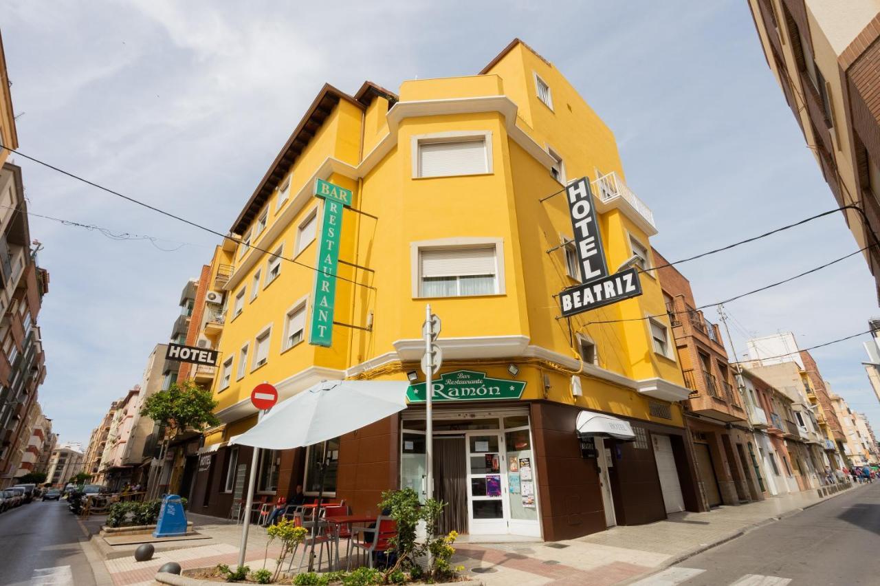 Hotel Beatriz Burriana Buitenkant foto
