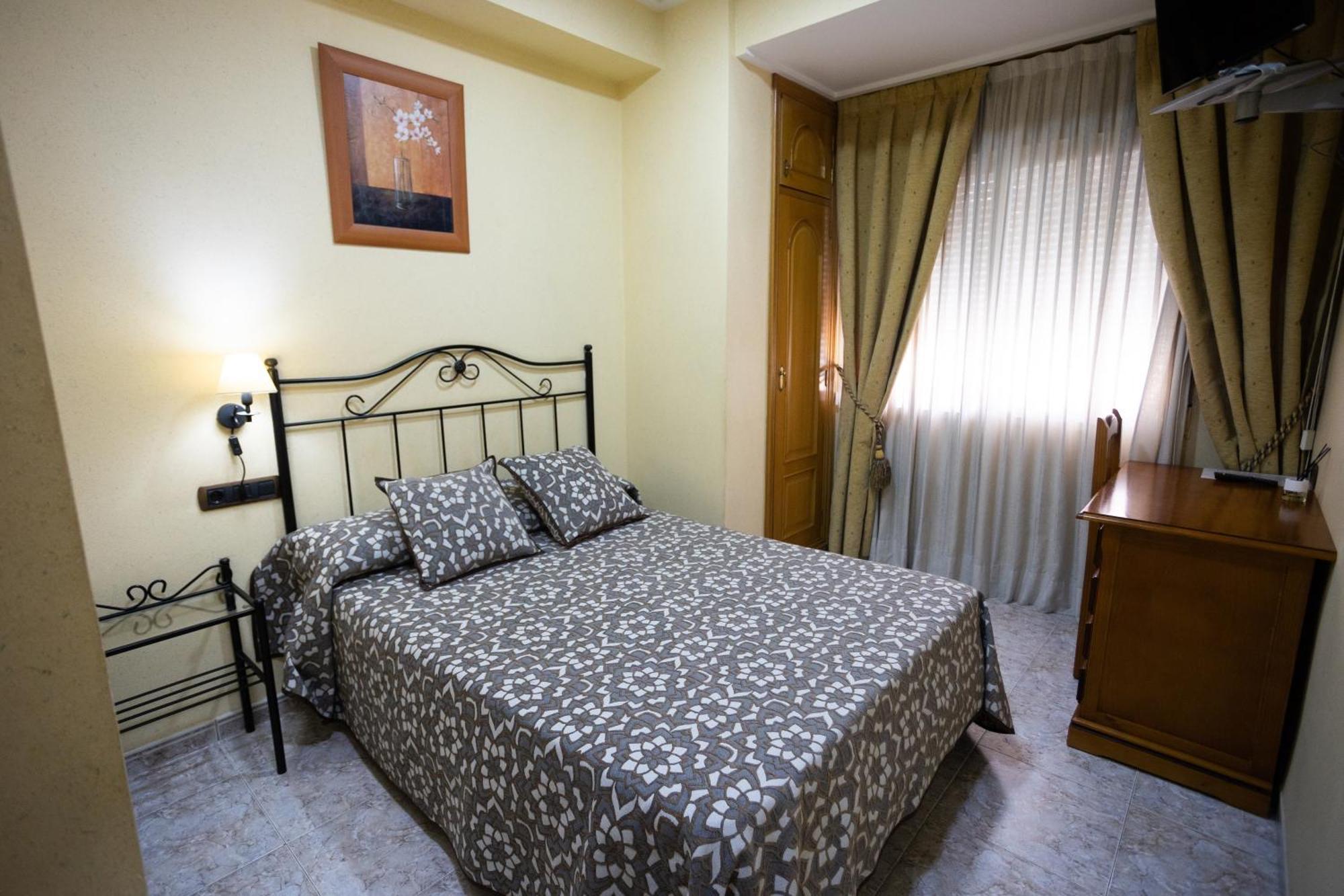 Hotel Beatriz Burriana Buitenkant foto