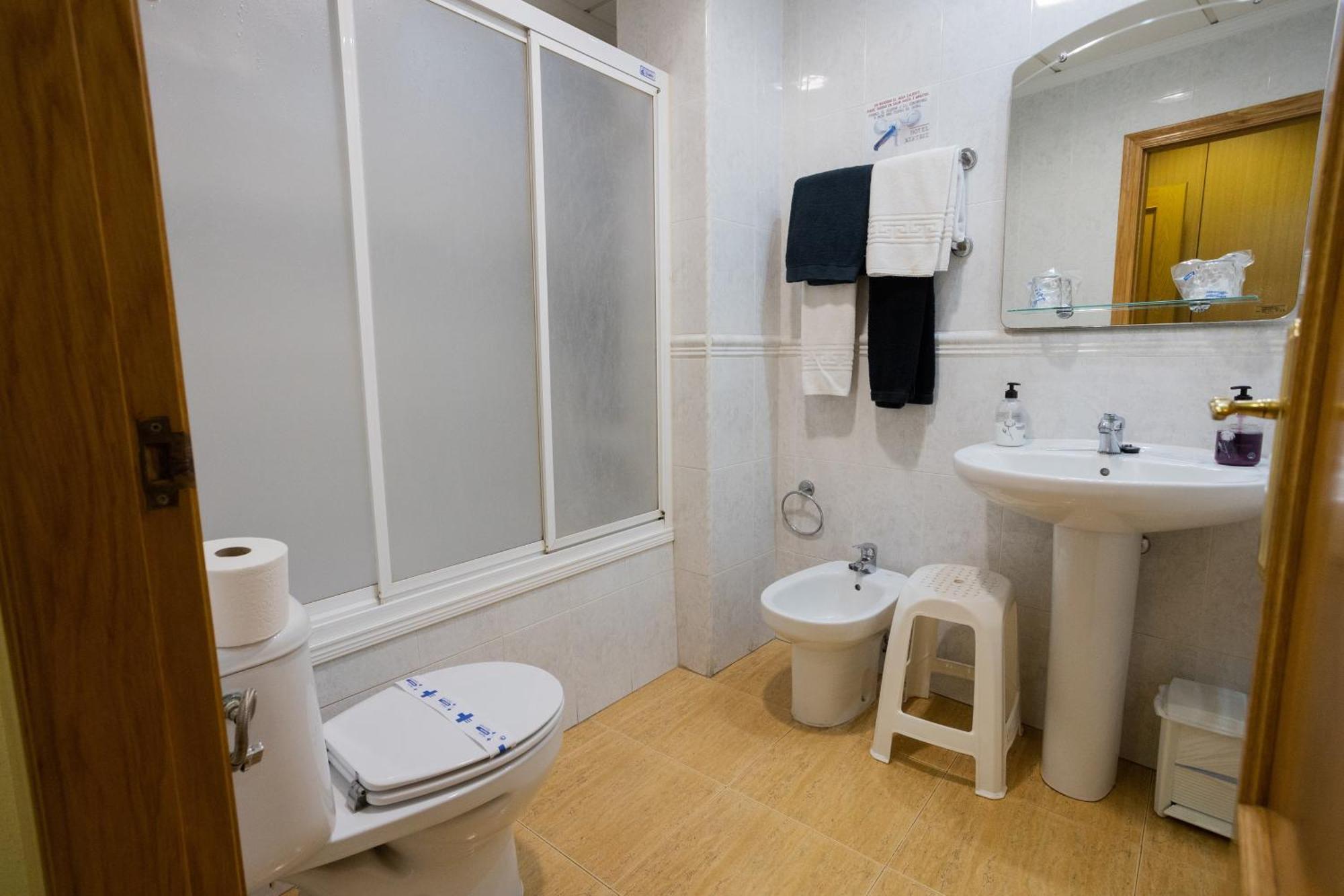 Hotel Beatriz Burriana Buitenkant foto