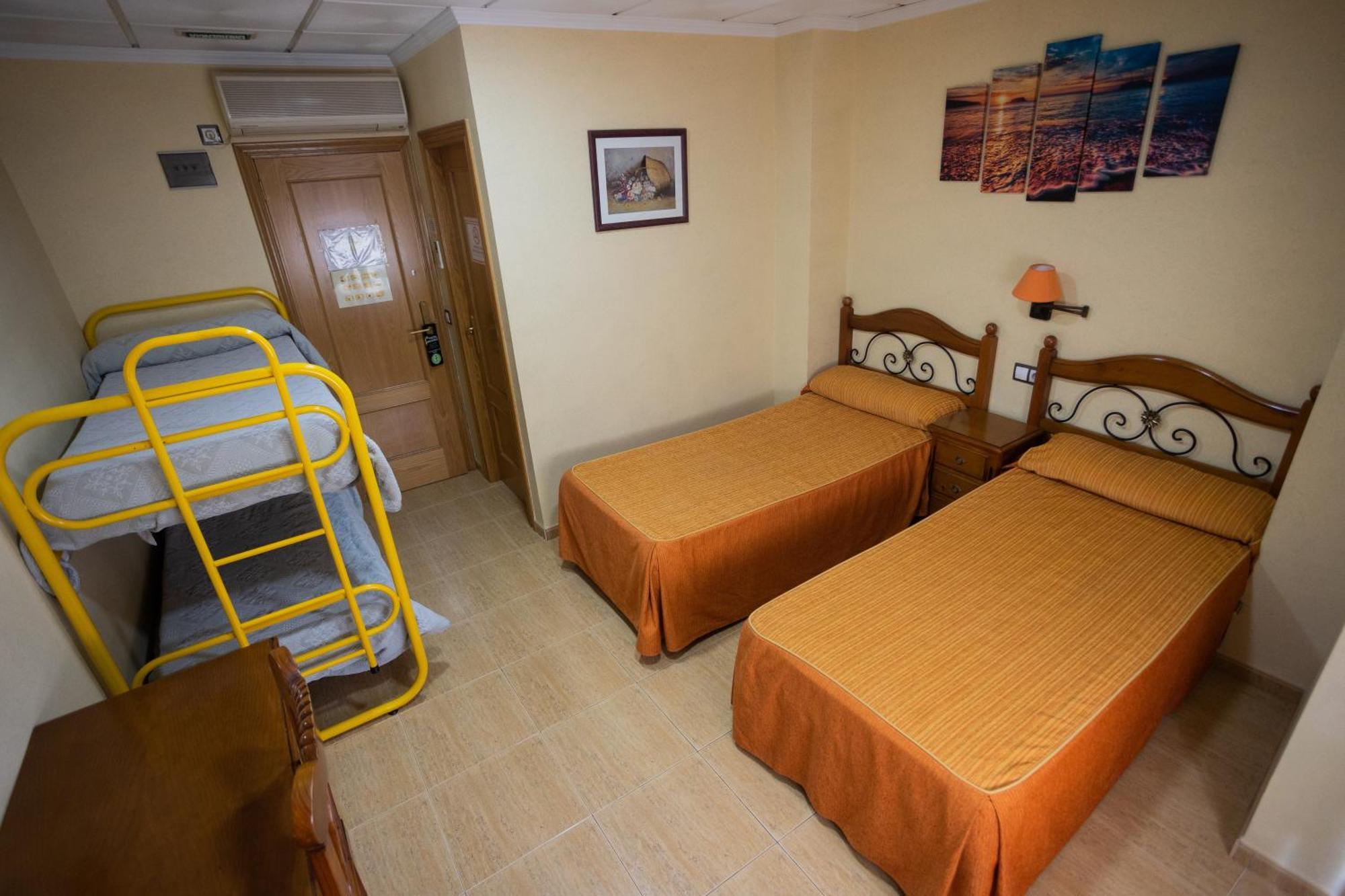 Hotel Beatriz Burriana Buitenkant foto