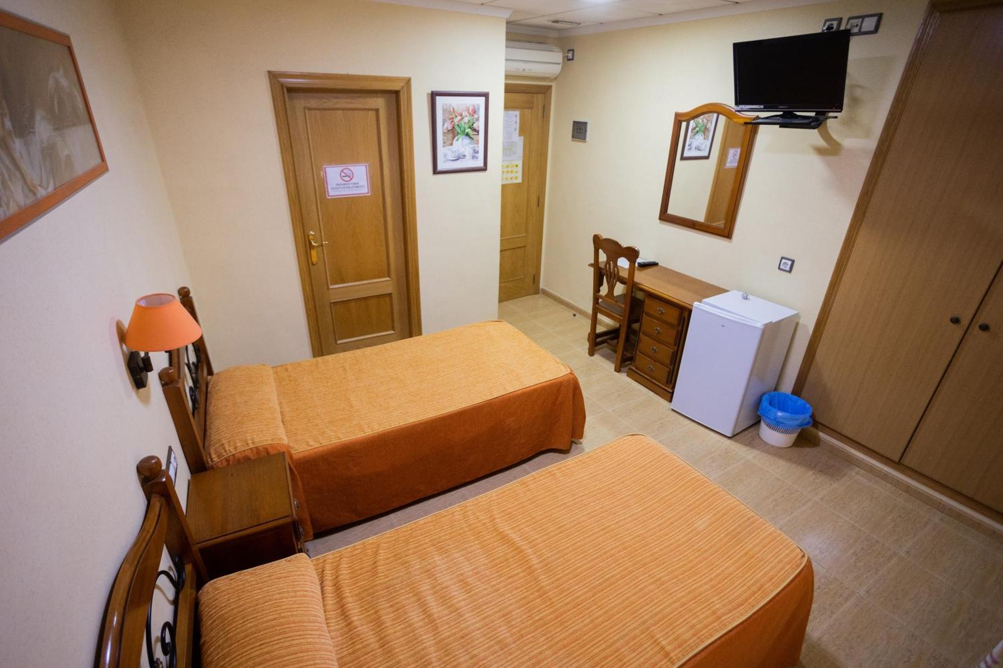 Hotel Beatriz Burriana Buitenkant foto